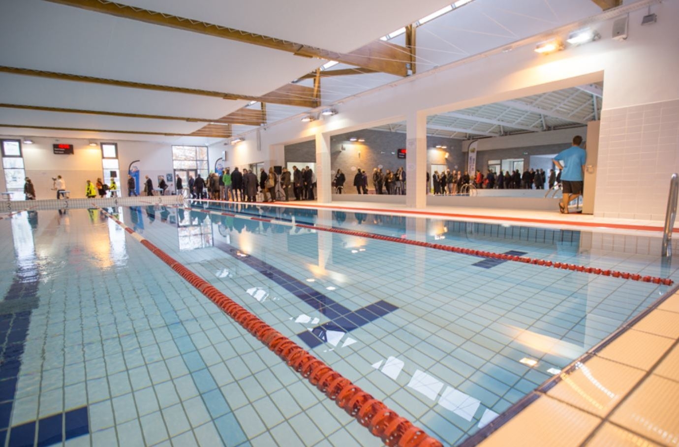 Communauté de Communes des Lisières de l'Oise - La halle réhabilitée le jour de l'inauguration (nov. 2017) - CCLO Communauté de Communes des Lisières de l'Oise - La halle réhabilitée le jour de l'inauguration (nov. 2017) - CCLO