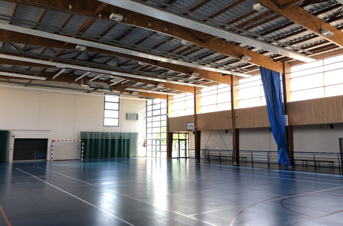 SIVOM du Gâtinais en Bourgogne - Le plateau multisports - Viapolis SIVOM du Gâtinais en Bourgogne - Le plateau multisports - Viapolis