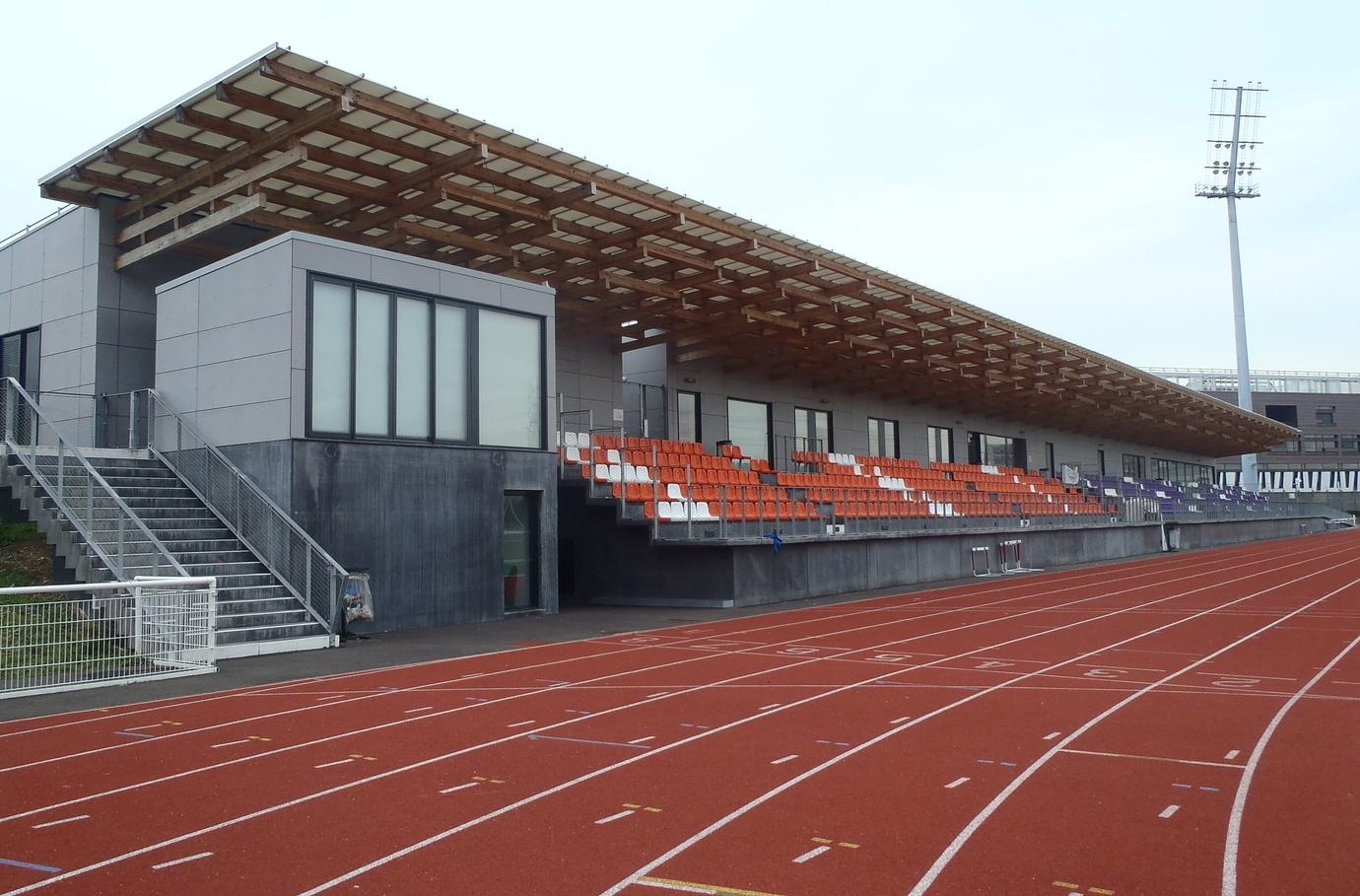 Communauté d'Agglomération de Cergy-Pontoise - Viapolis - Photo de la tribune